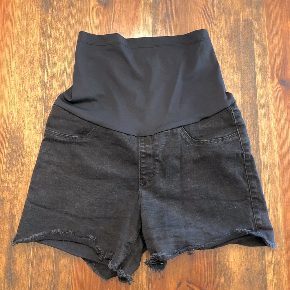 Stitch Fix Maternity Shorts